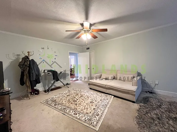 2417 Clark St — Photo 29