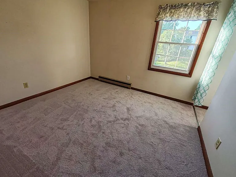 2028 Kim Dr — Photo 17