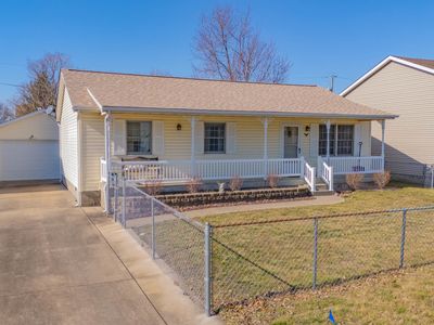 1305 N Nixon Dr, Pontiac, IL, 61764