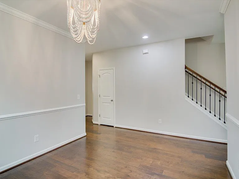 173 Tahoe Dr — Photo 6