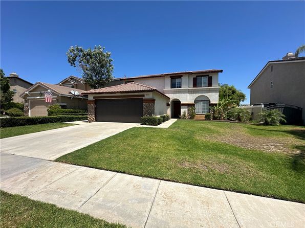 841 Moyano Cir