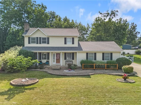 7998 Chablis Dr NW, Massillon, OH 44646