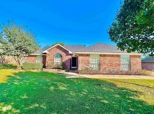 212 Willow Rd, Bullard, TX 75757