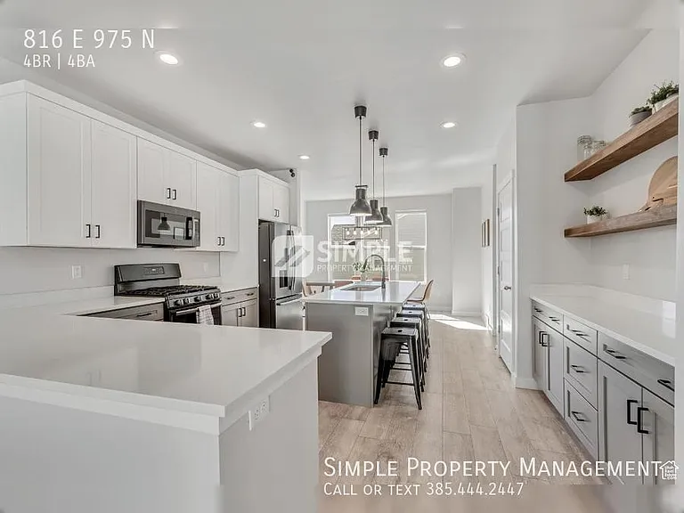 816 E 975 N — Photo 15