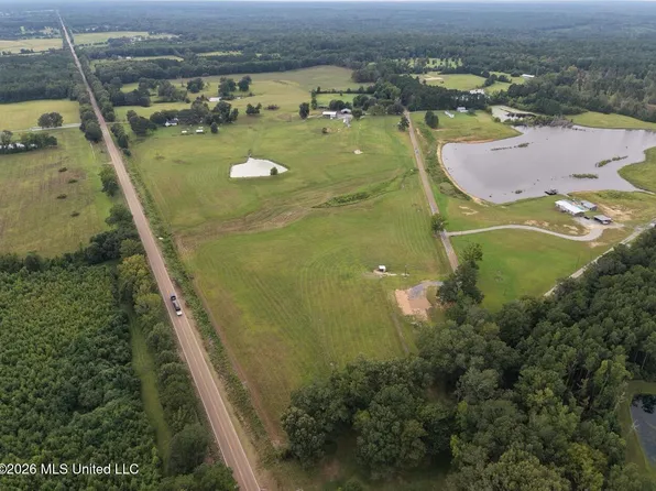 8066 Old Highway 24, Centreville, MS 39631