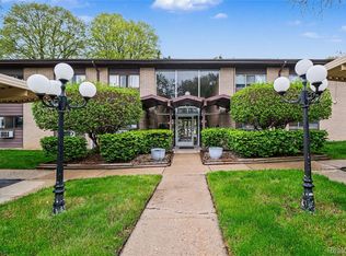 995 N Cass Lake Rd APT 144, Waterford, MI 48328