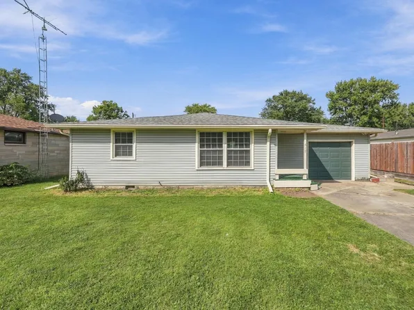 519 N Claypool Rd, Muncie, IN 47303