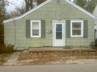 9118 W Canal St, Yorktown, IN 47396