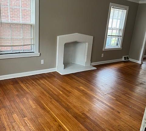 Living room with fireplace