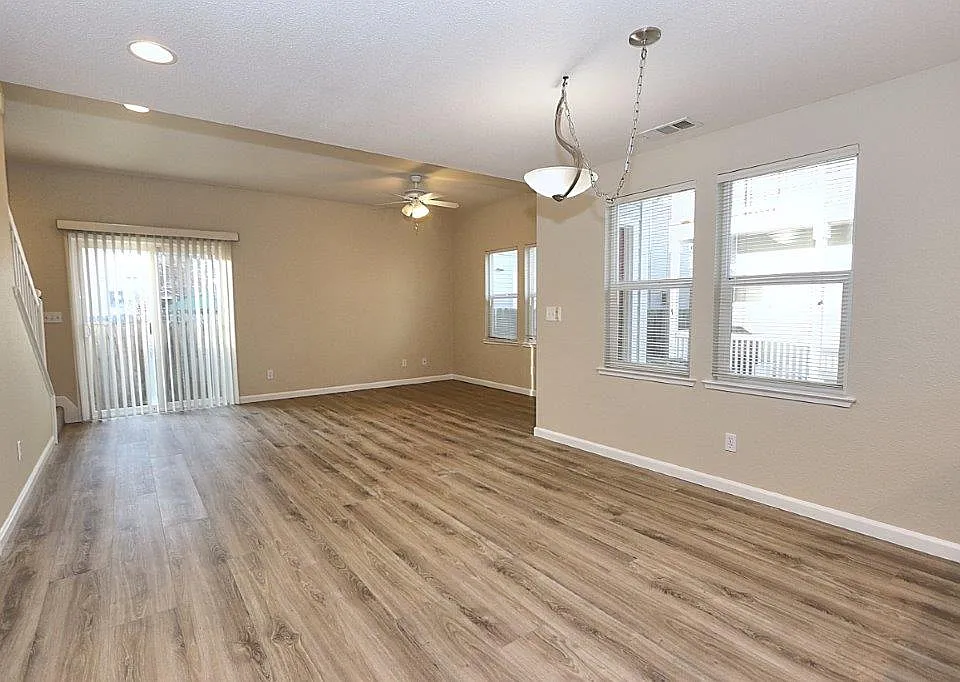 dining living area