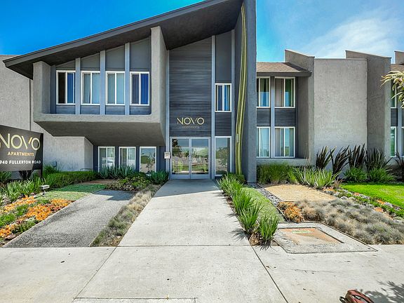 Front entrance monument sign with the image of exterior building.