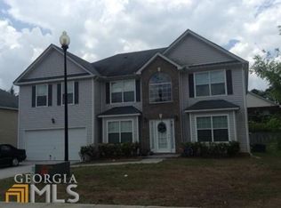 560 Lakeridge Ct, Covington, GA 30016