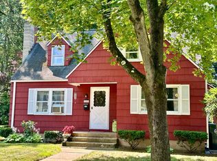 10 Circle Dr, Windsor Locks, CT 06096