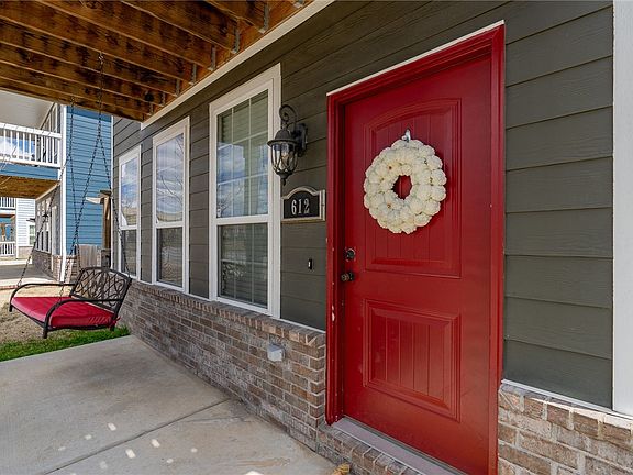 2nd image of 612 N Tennyson Ln