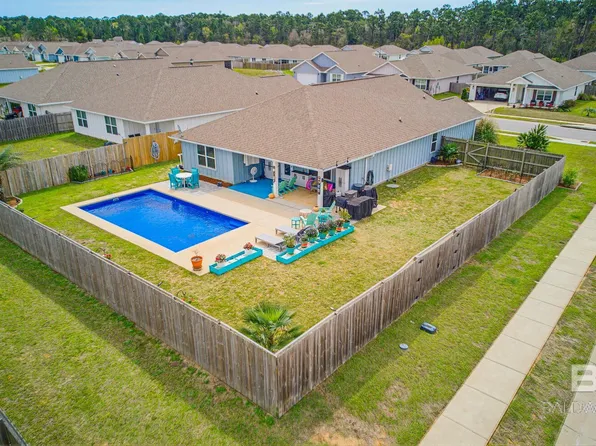 261 Fulham Ln, Foley, AL 36535