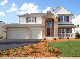 10035 Berkshire Ln, Huntley, IL 60142