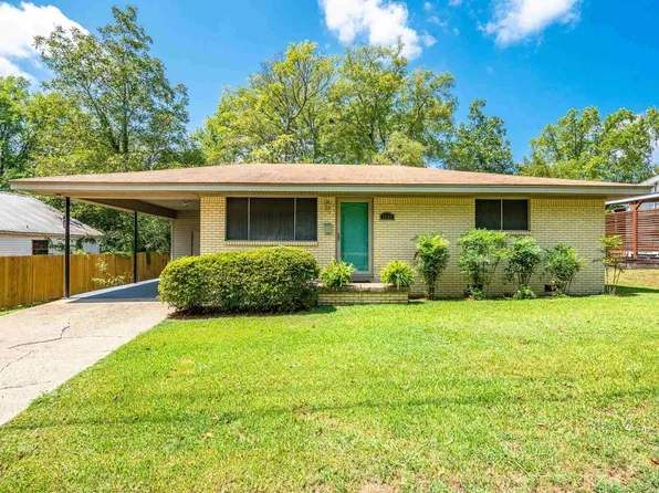 1360 7th St, Hot Springs, AR 71913