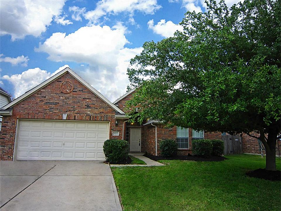 1st image of 19715 Golden Willow Dr