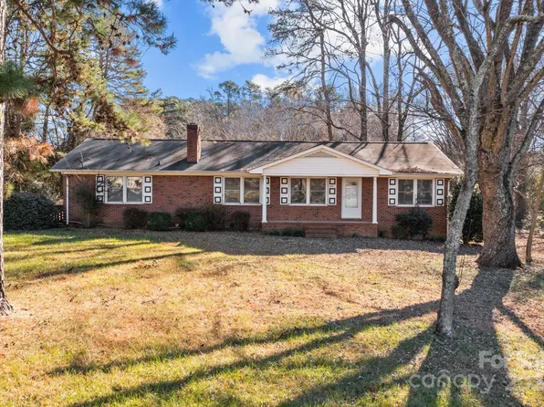 800 Peachtree Rd, Charlotte, NC 28216