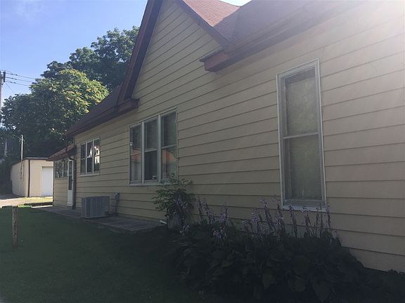 2nd image of 520 W Kirkwood Ave