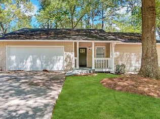 5468 Pepperwood Ct, Stone Mountain, GA 30087