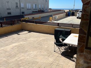 19 9th St #1, Hermosa Beach, CA 90254