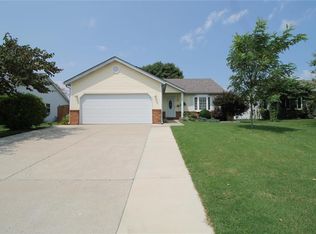211 Bayhill Blvd, Glen Carbon, IL