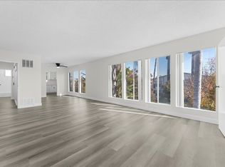 3905 S Stevely Ave #11, Los Angeles, CA 90008