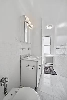 Rented by Bond New York | media 6