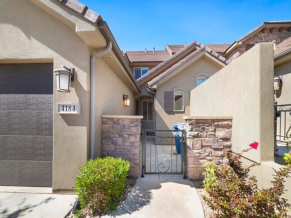 2nd image of 4184 E Torrey Pines Dr