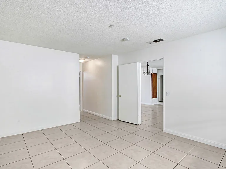 8244 Beech Avenue — Photo 15