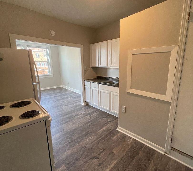 Top Floor Studio Apartment Rentals Paris, TN Zillow