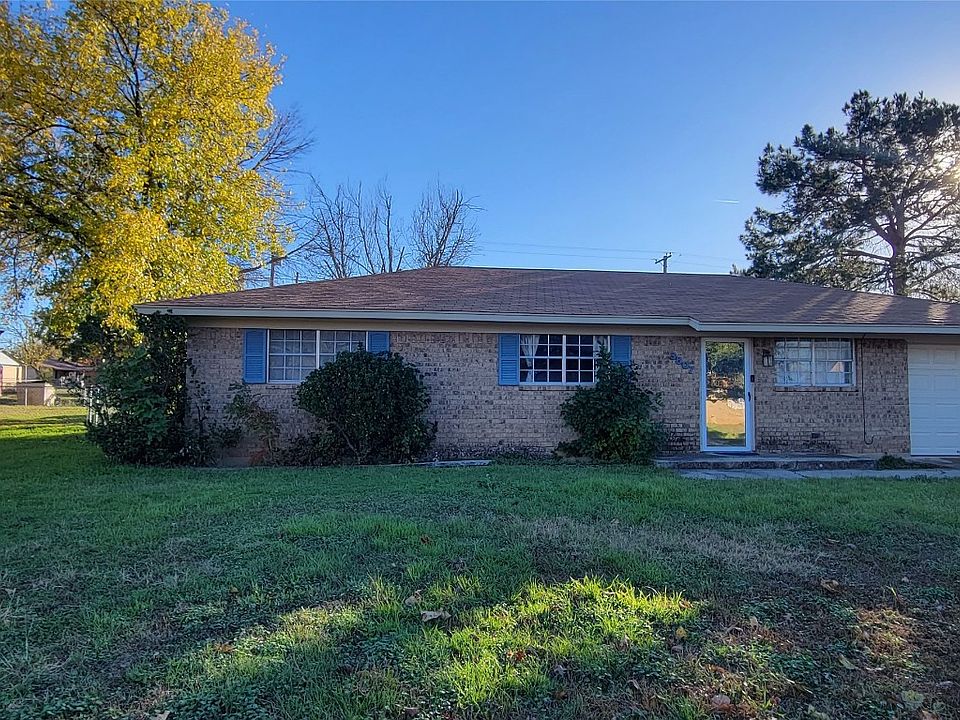 1st image of 3807 Crestridge Dr