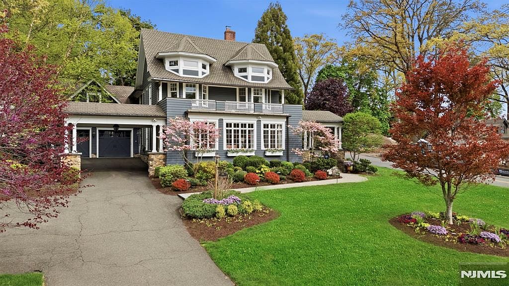 203 Heights Rd, Ridgewood, NJ 07450 | Zillow