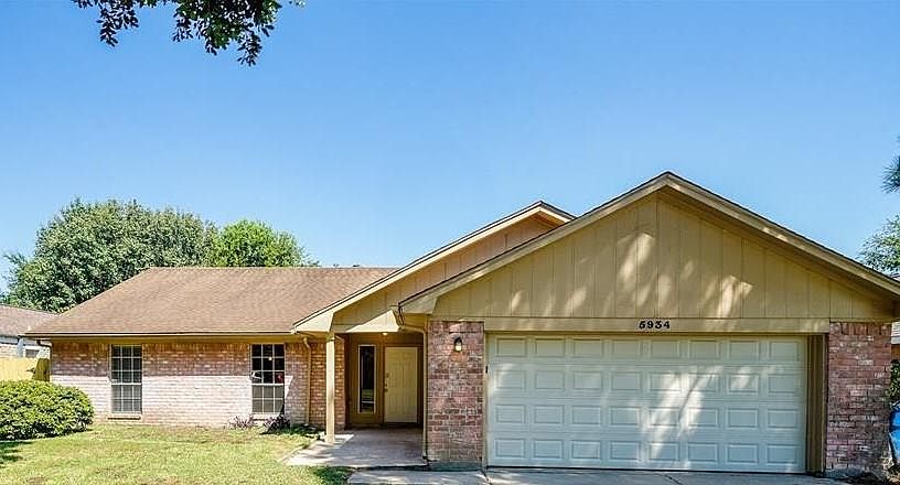 1st image of 5934 Bihia Forest Dr