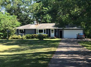 N1670 Dawn Dr, Waupaca, WI 54981