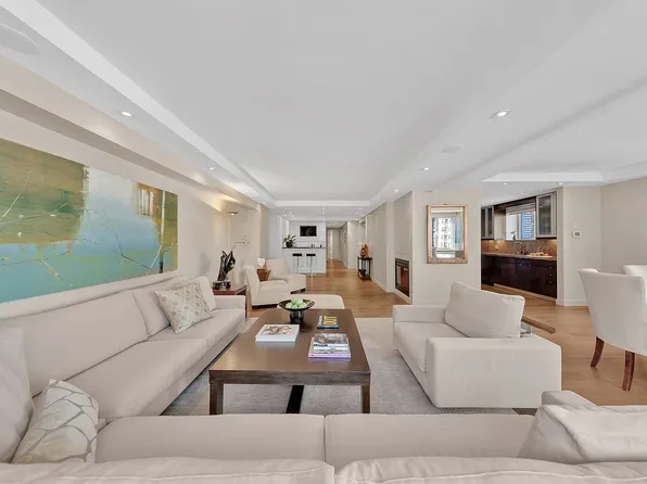 45 Sutton Pl S APT 19A, New York, NY 10022