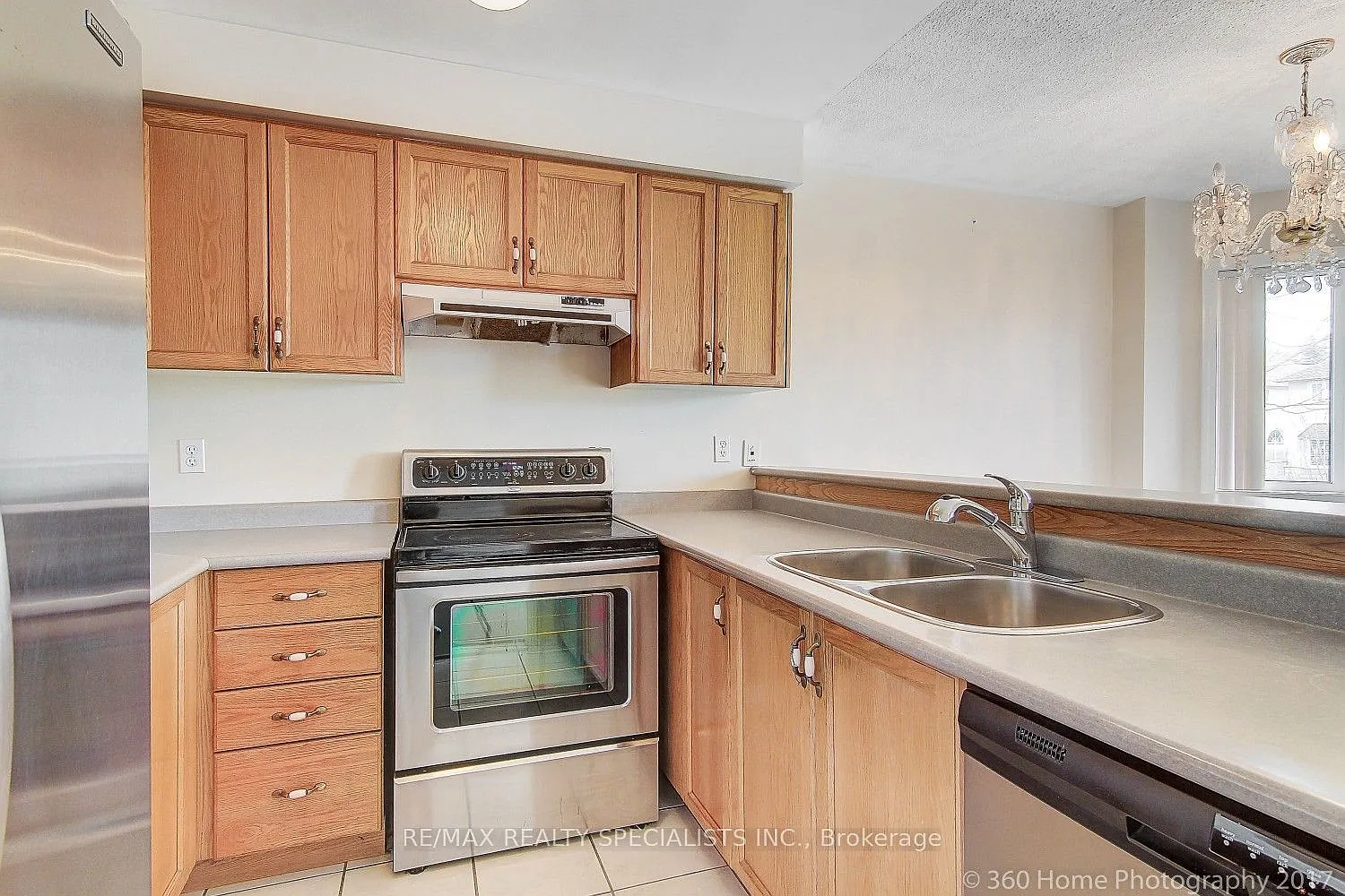 3 bed, $3,000 — Photo 4