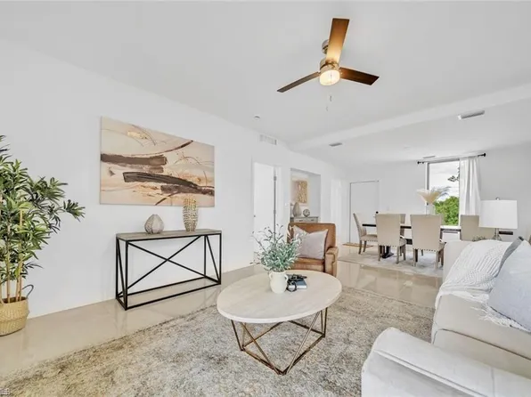 805 James AVE, LEHIGH ACRES, FL 33936