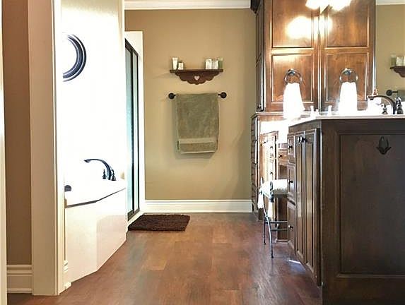 5th image of 13952 Olivia Ln