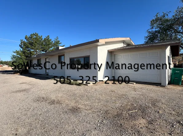 2408 Hutton Ave, Farmington, NM 87402