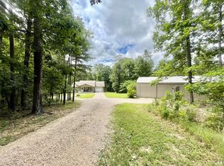 14526 State Route D, Eminence, MO 65466