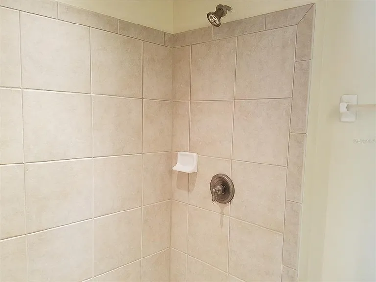 5105 Sicily Cv — Photo 9