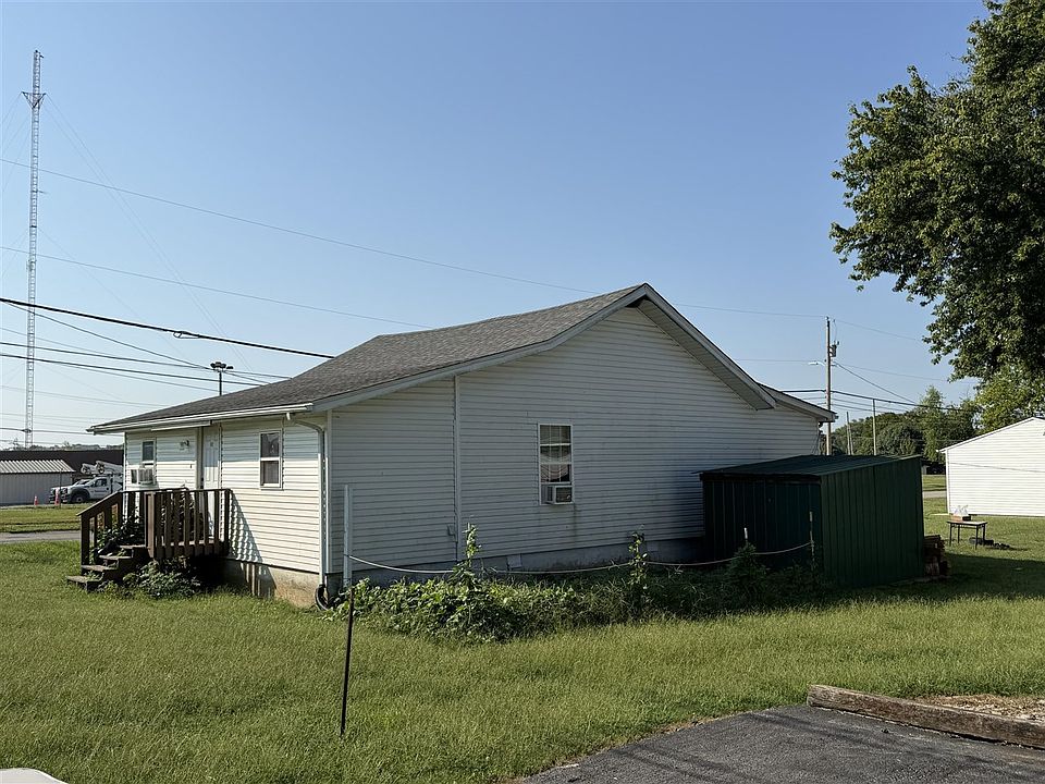 2nd image of 1002 Lewis Ave