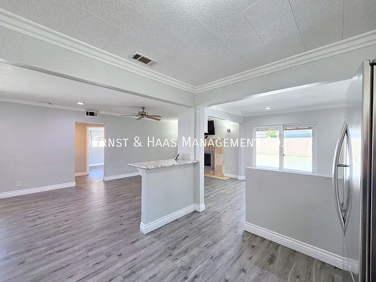 11937 Hercules St — Photo 10