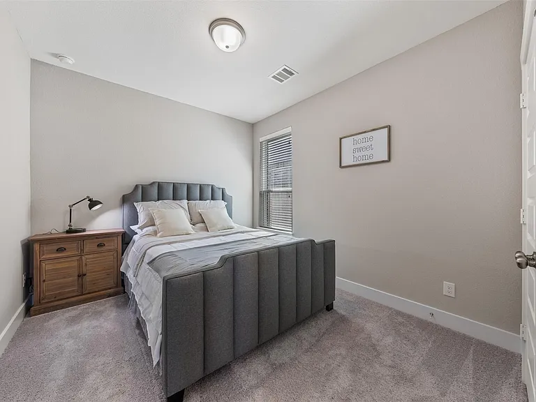29635 Burcreek Ln — Photo 11