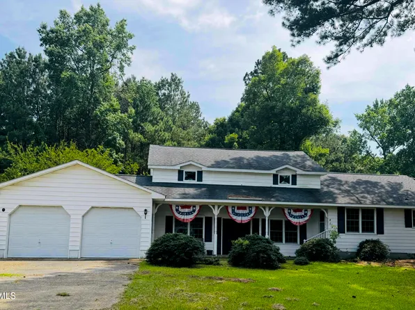 8001 W Main Street, Williamston, NC 27892