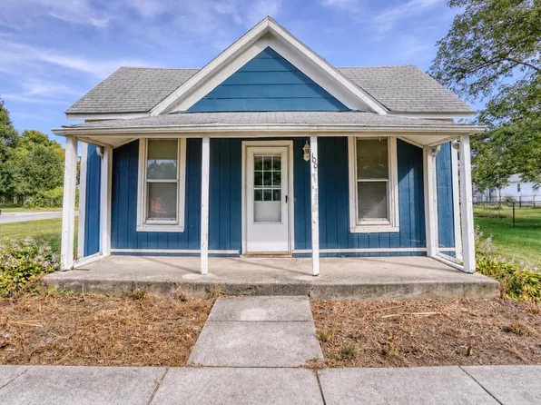 100 S Wood St, Brookston, IN 47923