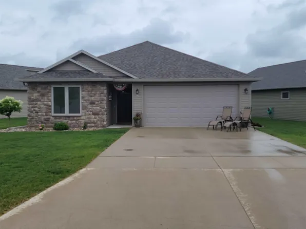 71 Stoneybrook Cir SW, Spencer, IA 51301