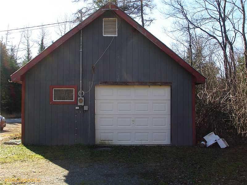 2nd image of 472 Old Town Rd